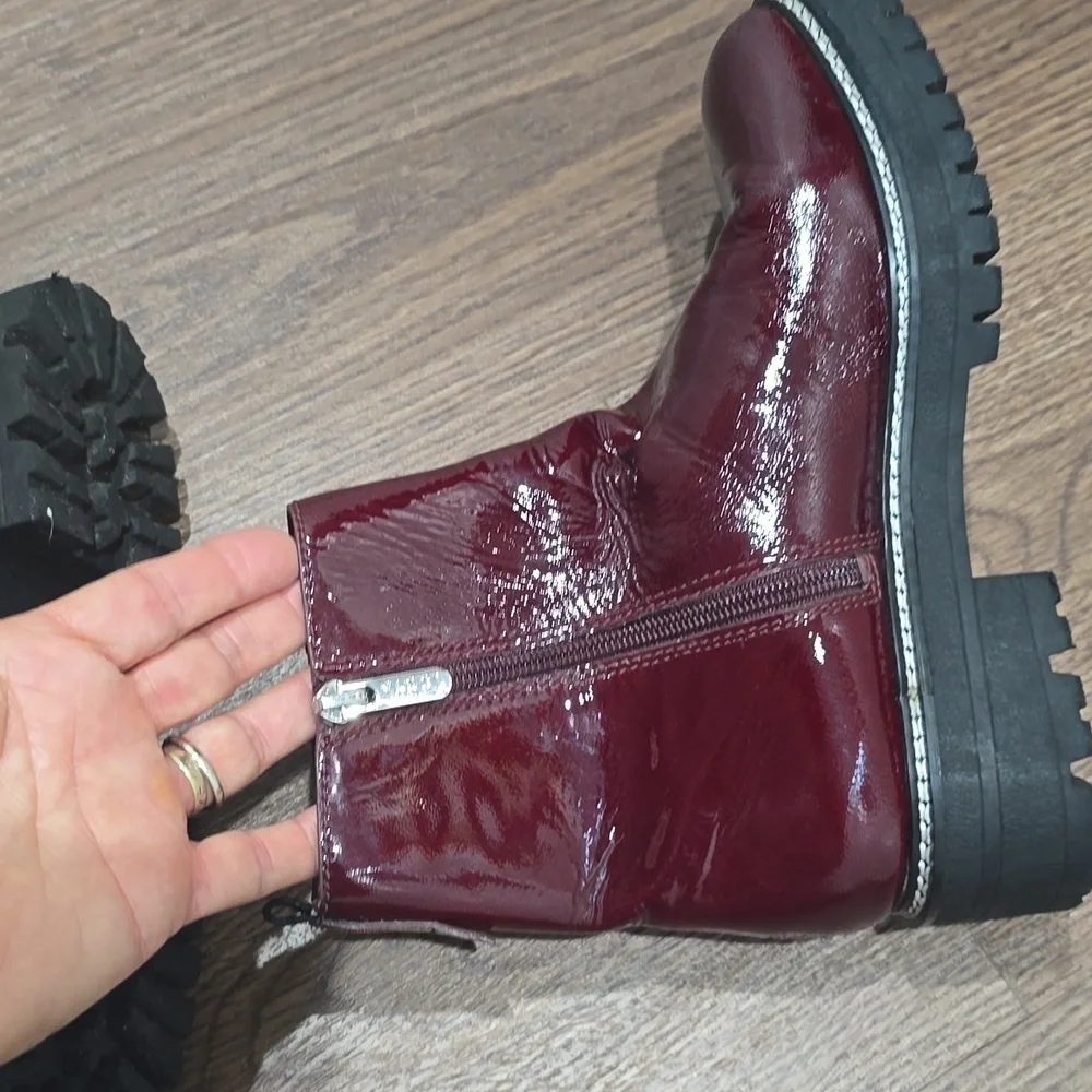Franco Sarto Women’s Glossy Burgundy A-Freda Chelsea Ankle Boots‎ 8